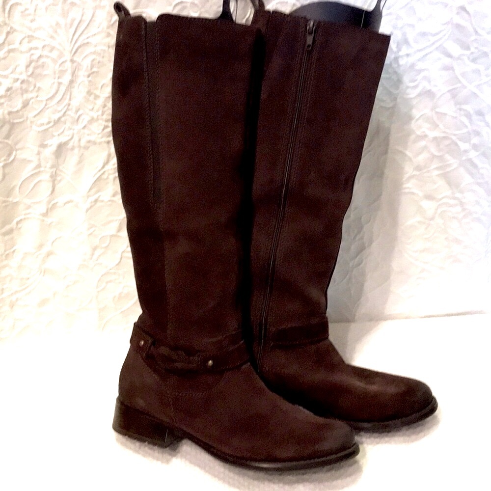 Clarks Oiled Suede Boots